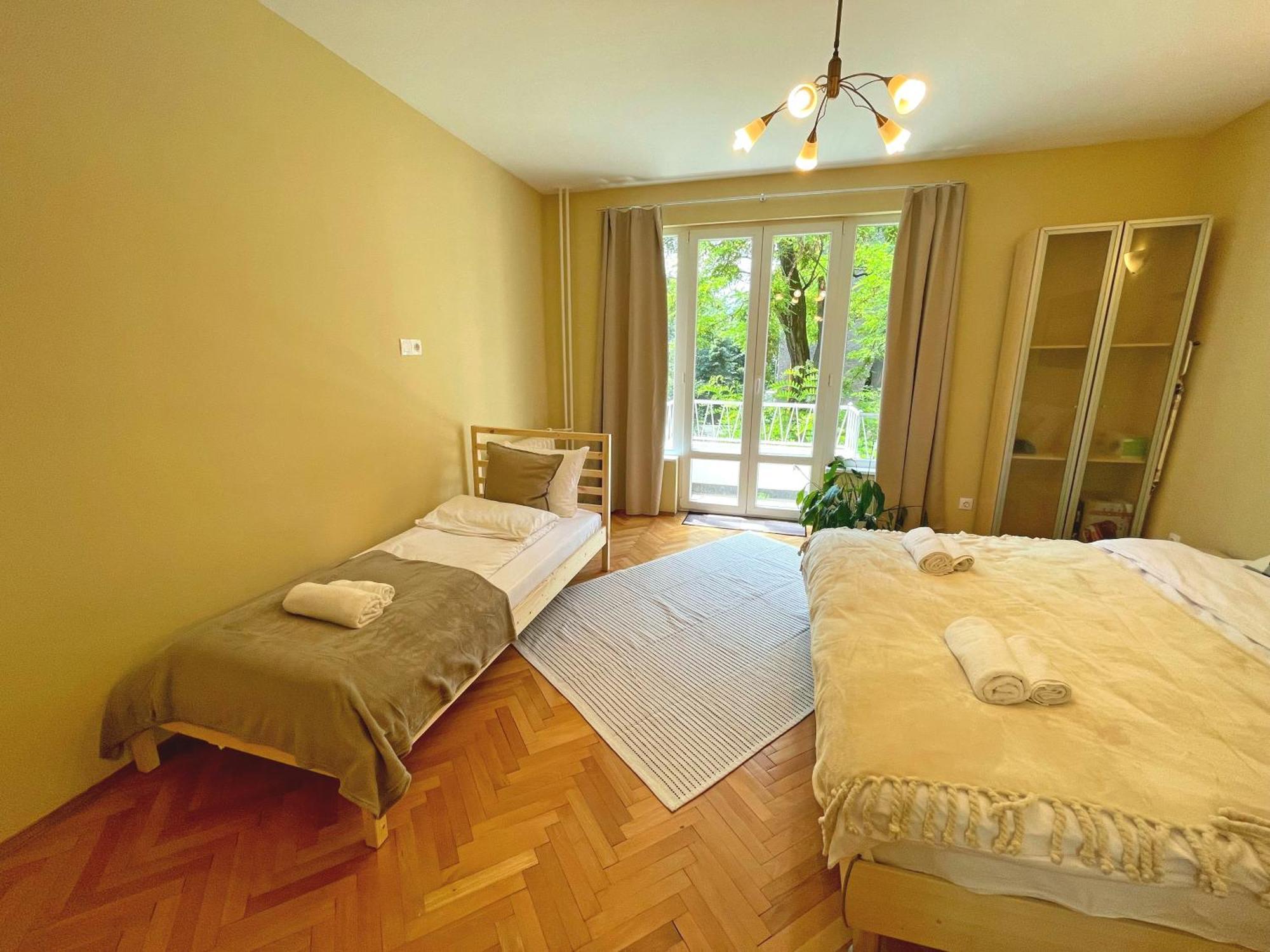 Bohemian Bright & Calm 2Br - Top Center - Private Balcony Софія Екстер'єр фото